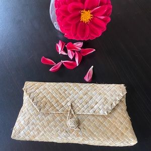 (On Back order) Hand Woven Lauhala Clutch